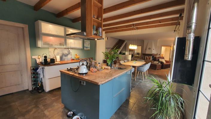 Image No.19-8 Bed Mansion for sale