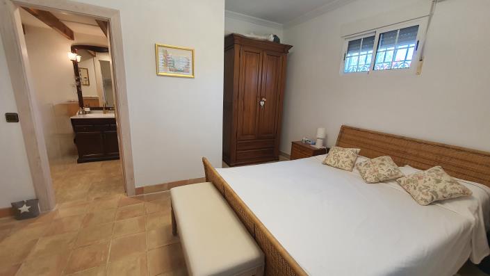 Image No.24-8 Bed Mansion for sale