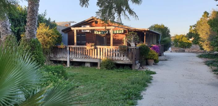 Image No.34-8 Bed Mansion for sale