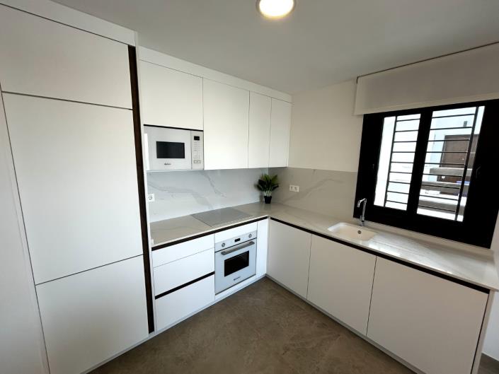 Image No.8-3 Bed Bungalow for sale