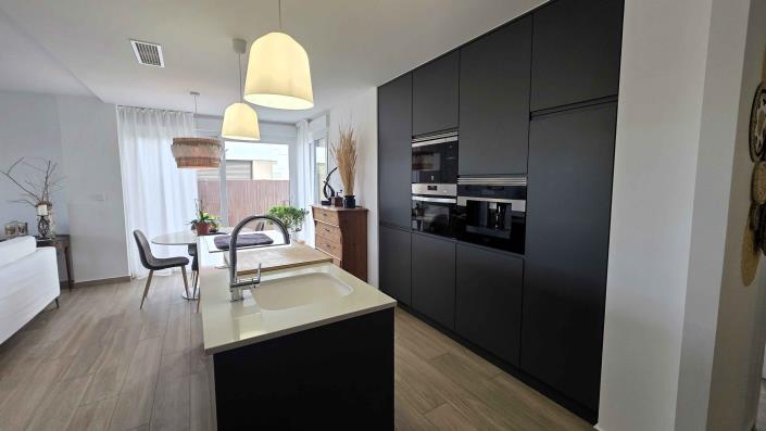 Image No.12-3 Bed Chalet for sale