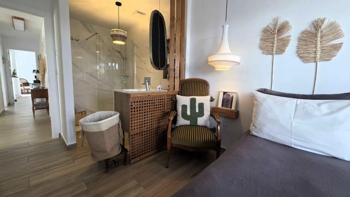 Image No.21-3 Bed Chalet for sale