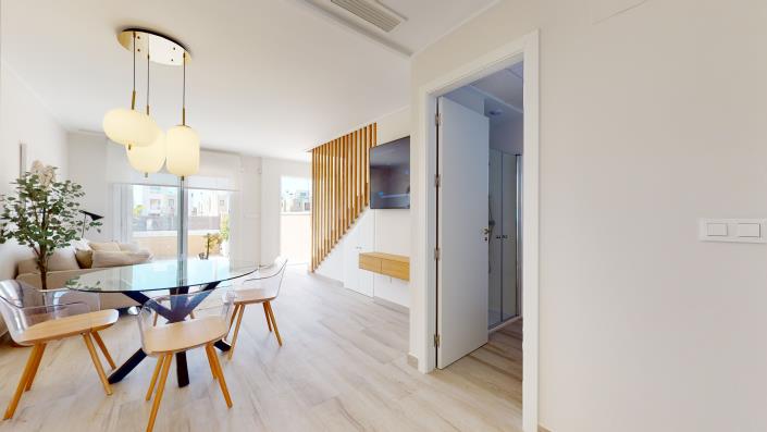 Image No.7-3 Bed Townhouse for sale