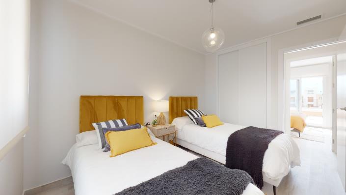 Image No.8-3 Bed Townhouse for sale