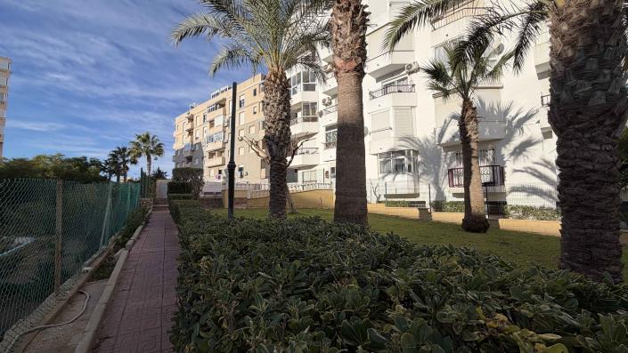 Image No.5-Studio for sale