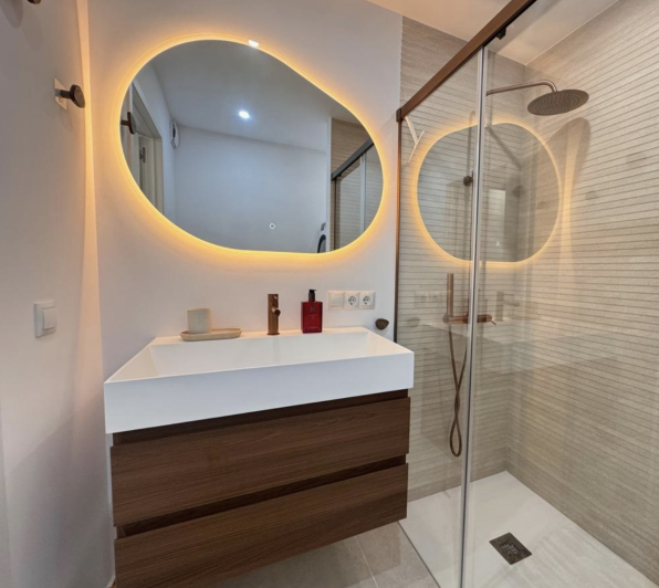 Image No.10-2 Bed Apartment for sale