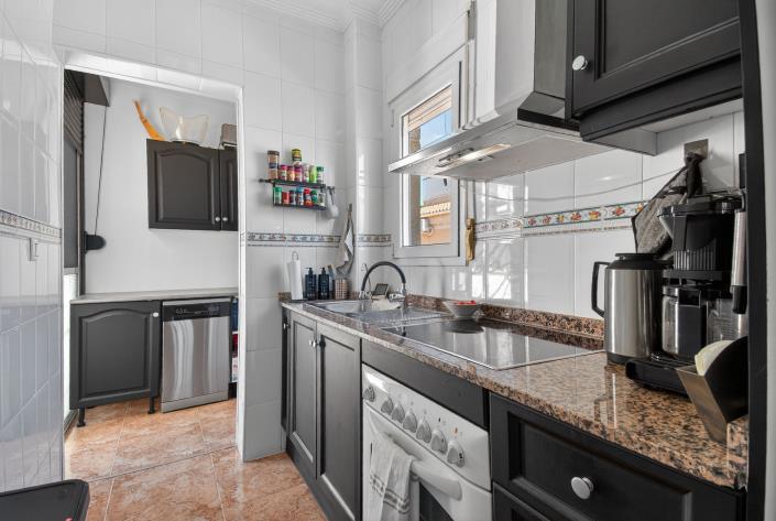 Image No.11-2 Bed Apartment for sale