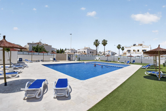 Image No.3-3 Bed Townhouse for sale