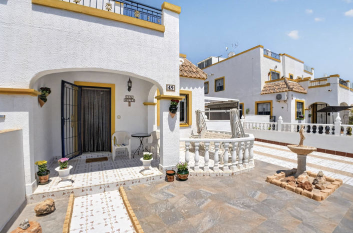Image No.4-3 Bed Townhouse for sale