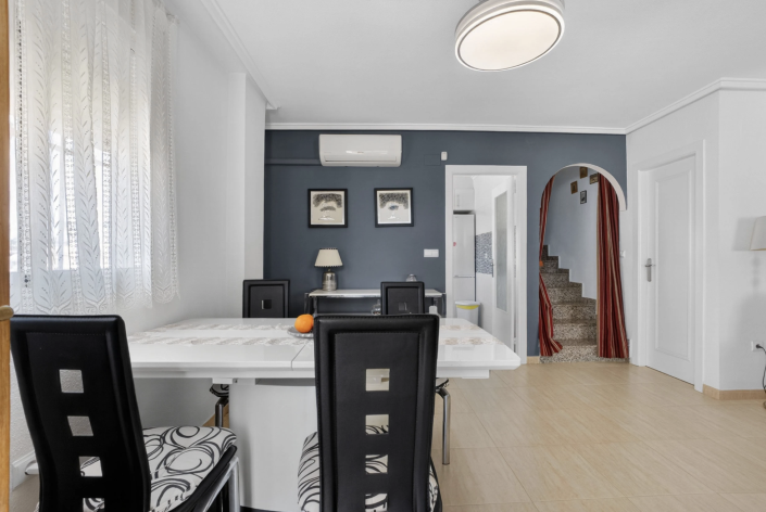 Image No.7-3 Bed Townhouse for sale