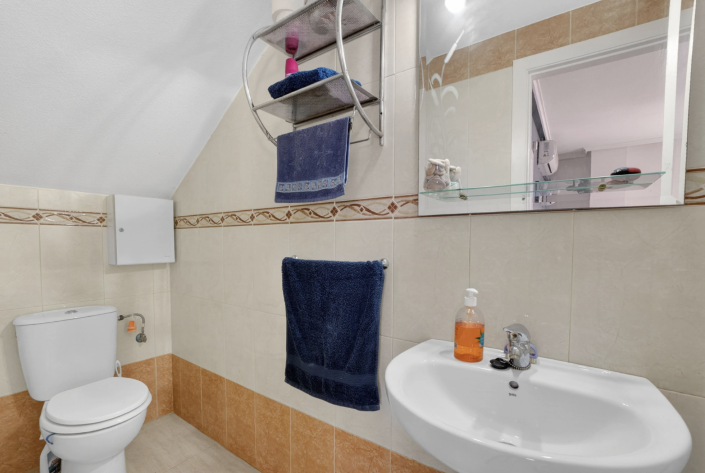 Image No.14-3 Bed Townhouse for sale