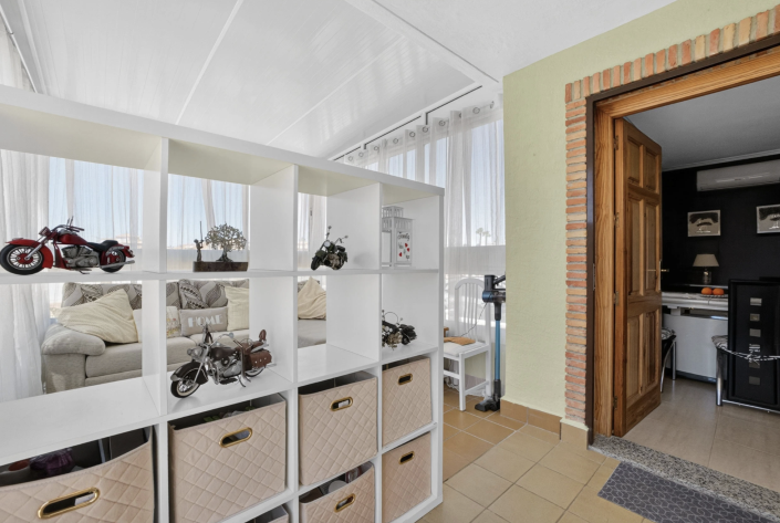 Image No.21-3 Bed Townhouse for sale