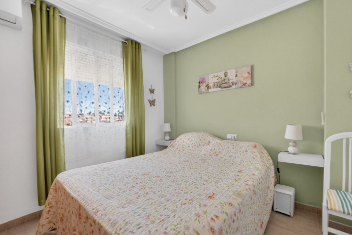 Image No.23-3 Bed Townhouse for sale