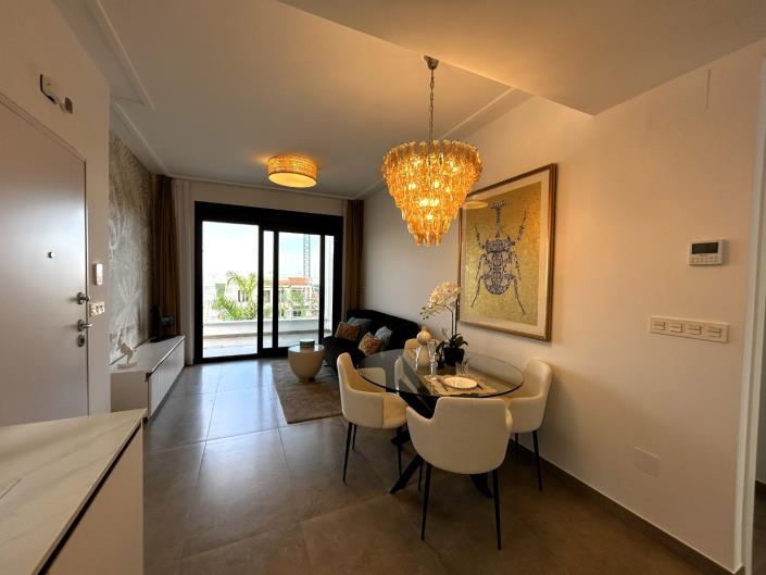 Image No.8-3 Bed Apartment for sale
