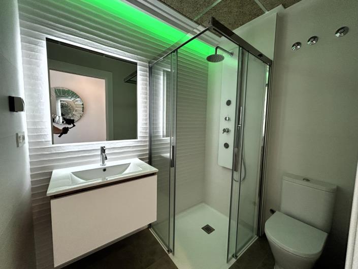 Image No.13-3 Bed Apartment for sale
