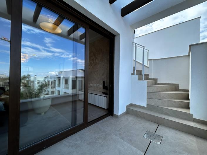 Image No.19-3 Bed Apartment for sale
