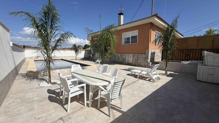 Image No.27-Villa / Independiente con 3 dormitorios en venta