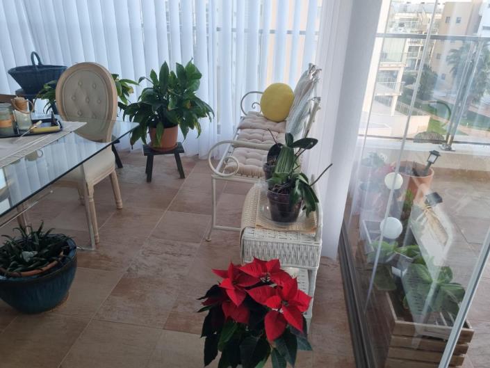 Image No.7-3 Bed Apartment for sale