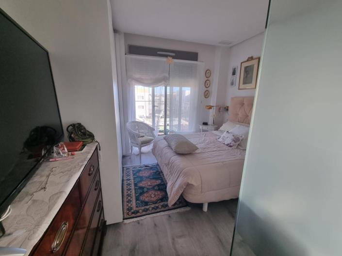 Image No.11-3 Bed Apartment for sale