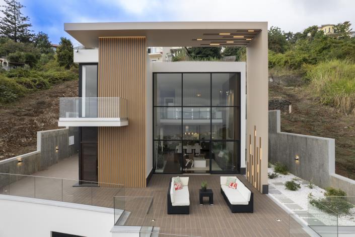 Image No.2-3 Bed Villa for sale