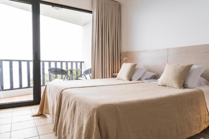 Image No.27-12 Bed Villa for sale