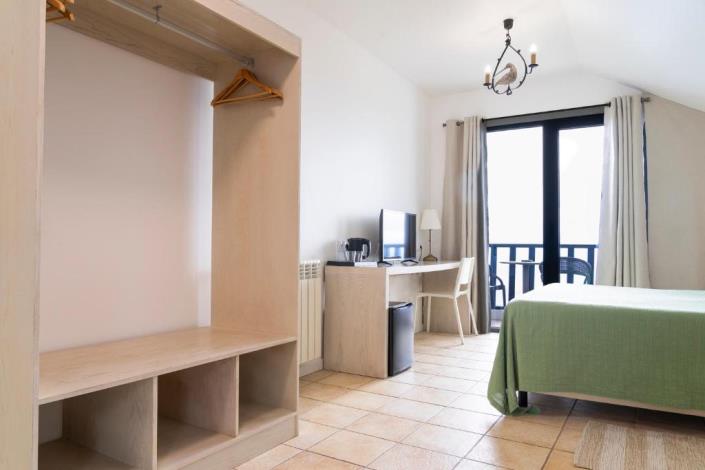 Image No.35-12 Bed Villa for sale