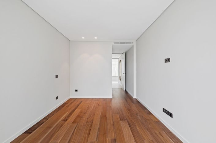 Image No.12-3 Bed Apartment for sale