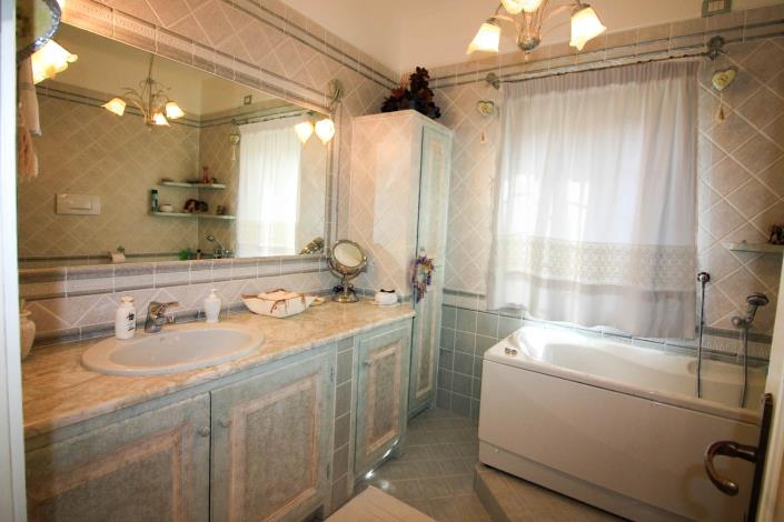 Image No.38-6 Bed House/Villa for sale