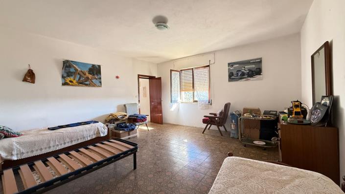 Image No.18-3 Bed Village House for sale