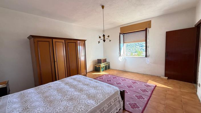 Image No.22-3 Bed Village House for sale