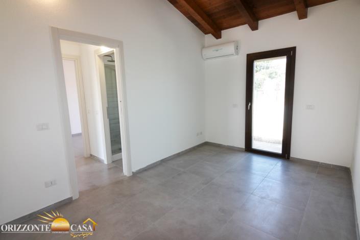 Image No.28-2 Bed Maisonette for sale