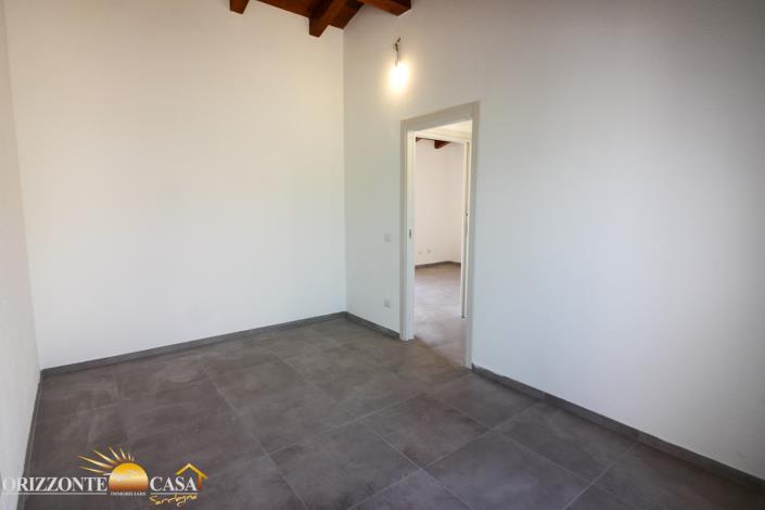 Image No.29-2 Bed Maisonette for sale