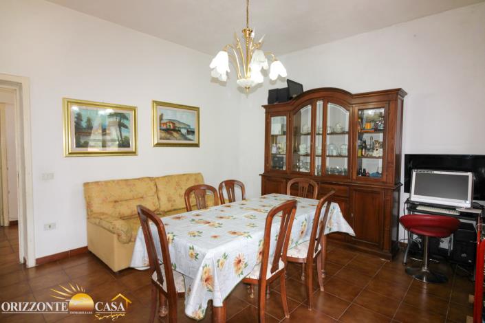 Image No.11-3 Bed Apartment for sale