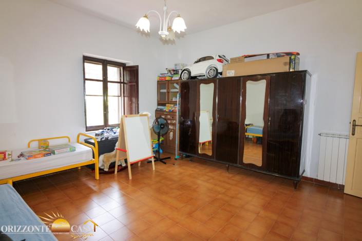 Image No.33-3 Bed Apartment for sale