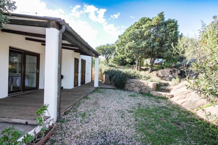 Image No.16-8 Bed Property for sale