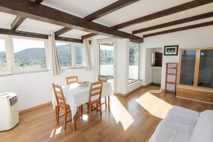 Image No.41-8 Bed Property for sale