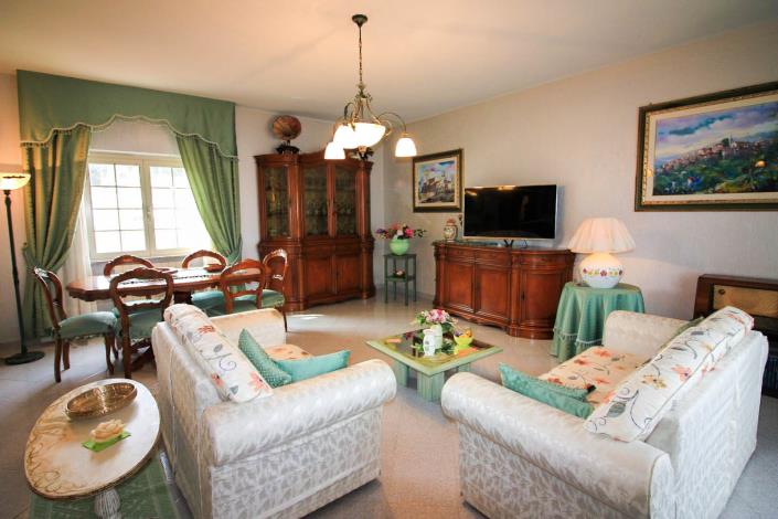 Image No.20-6 Bed Villa for sale