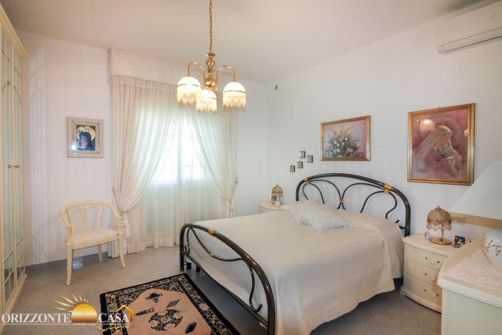 Image No.26-6 Bed Villa for sale