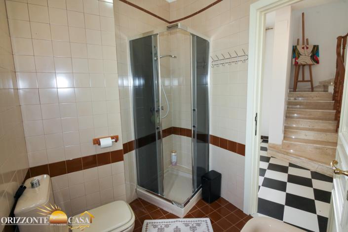 Image No.36-Maison de 4 chambres à vendre à Nuoro