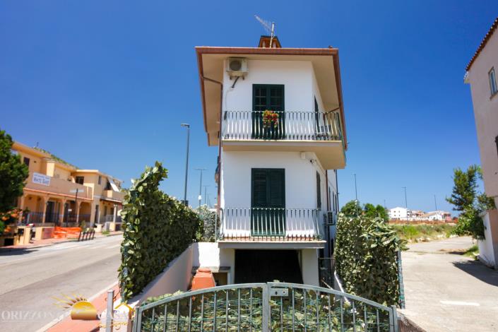 Image No.6-4 Bed House for sale