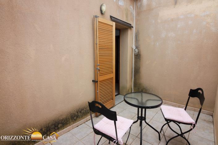Image No.29-2 Bed Maisonette for sale