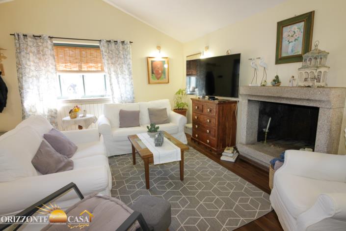 Image No.25-4 Bed Country House for sale