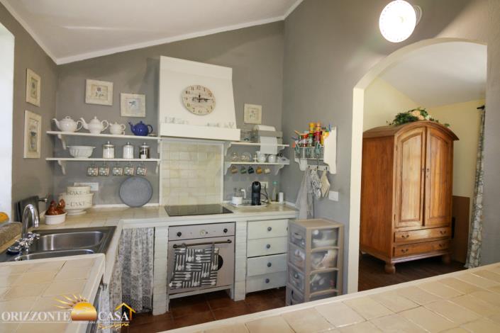 Image No.28-4 Bed Country House for sale