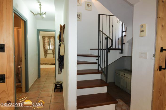 Image No.40-4 Bed Country House for sale