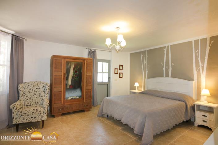 Image No.45-4 Bed Country House for sale