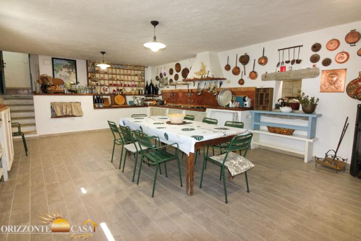 Image No.52-4 Bed Country House for sale