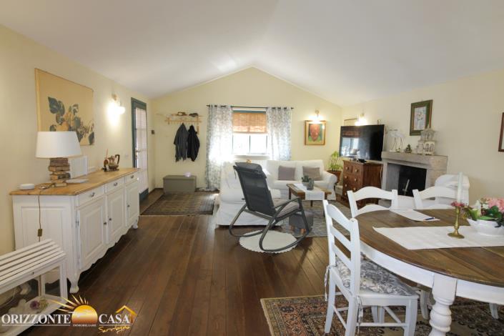 Image No.20-4 Bed Country House for sale