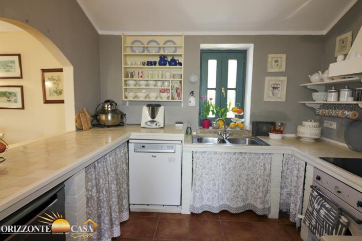 Image No.21-4 Bed Country House for sale