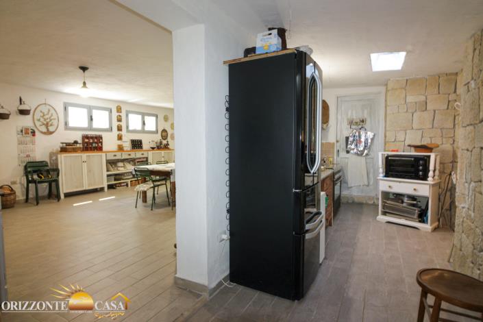 Image No.50-4 Bed Country House for sale