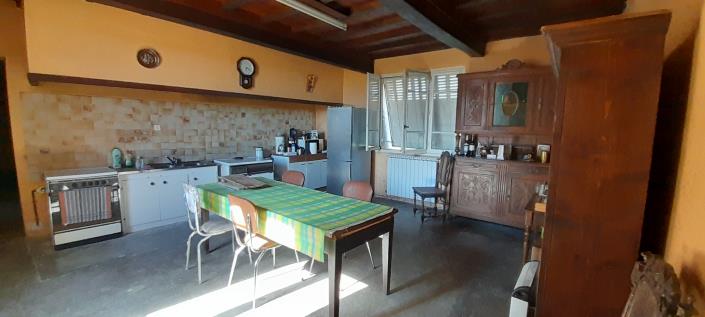 Image No.4-2 Bed Property for sale